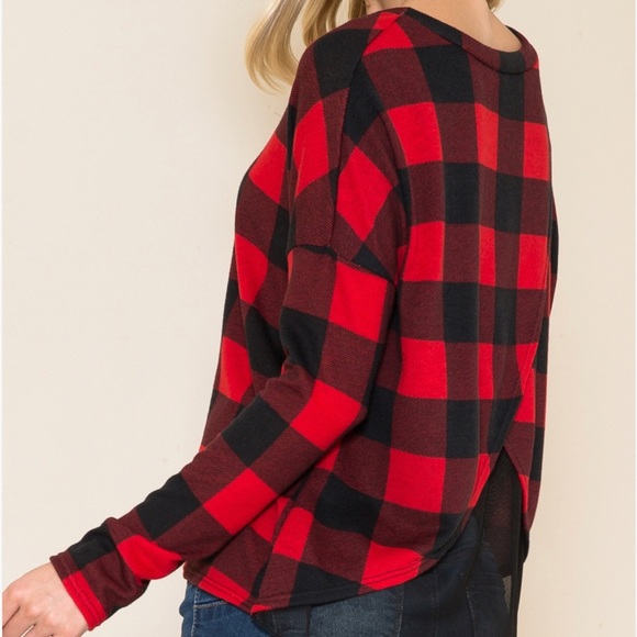 🔴 🎀 2 X’s Host Pick 🎀 Buffalo Plaid Top with Black Back - Picture 2 of 7